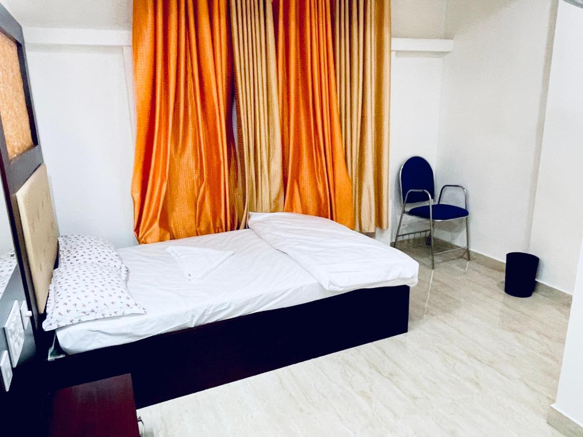 Bassac Residency Otel Changanācheri Dış mekan fotoğraf